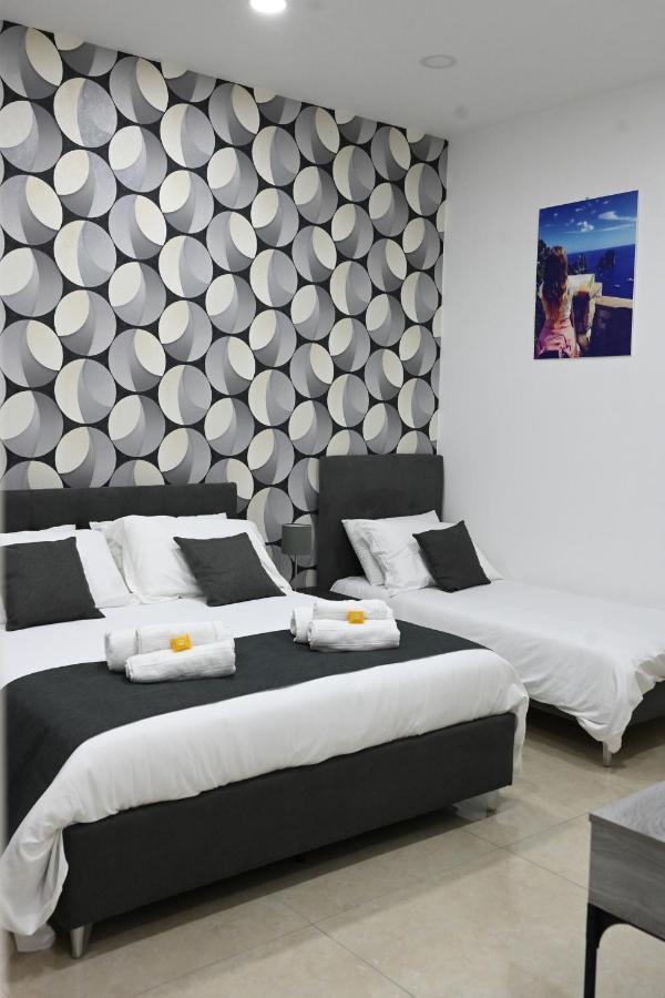 Solymar B&B Napoli Eksteriør billede