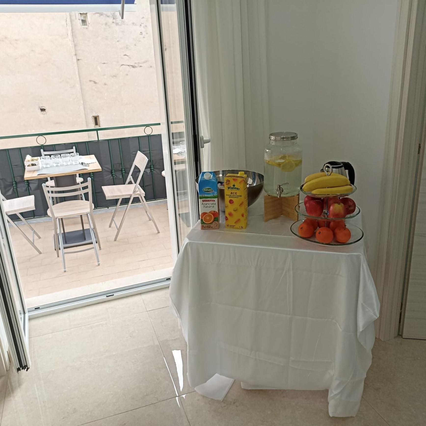 Solymar B&B Napoli Eksteriør billede